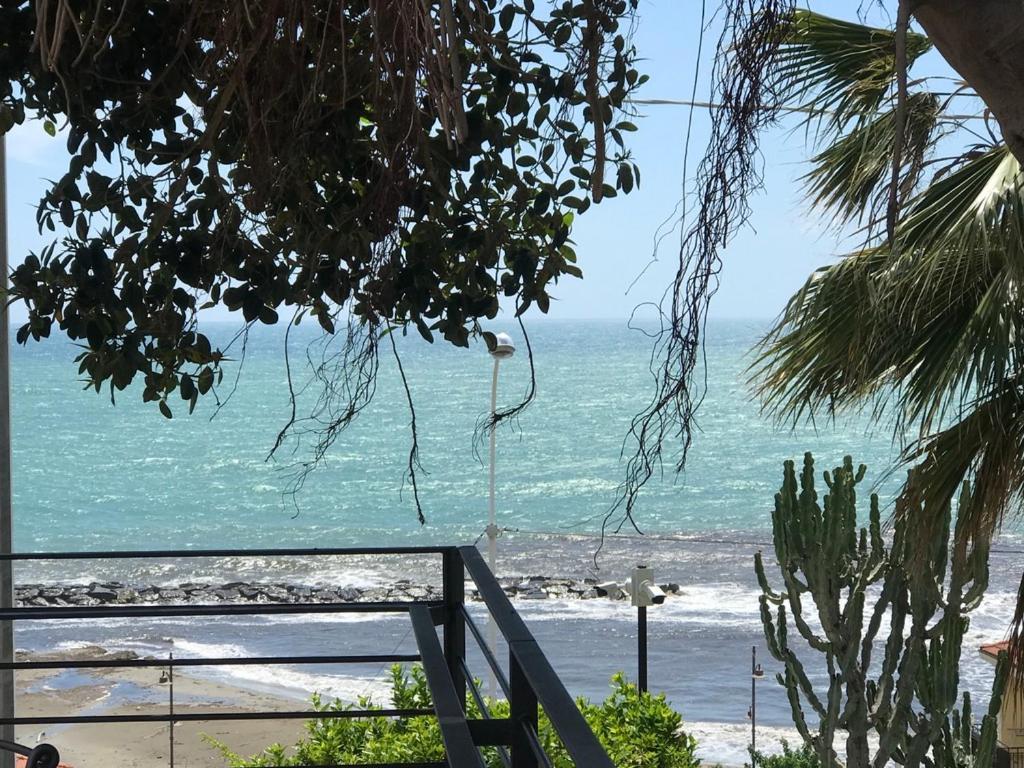 Terramata Resort Case Vacanza Santo Stefano al Mare Ngoại thất bức ảnh